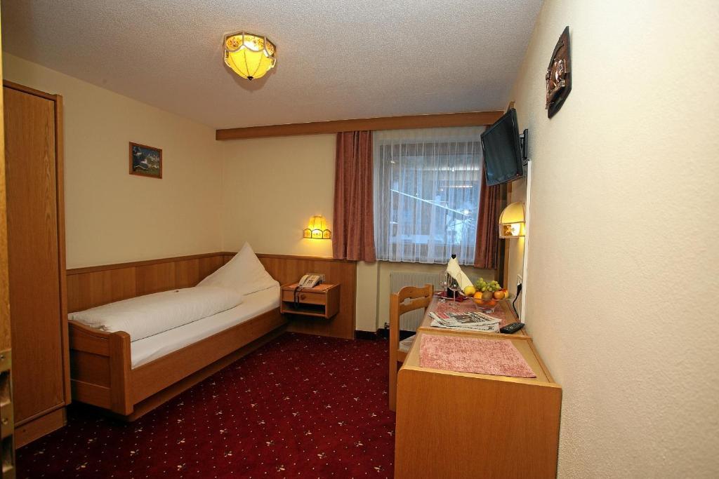 Hotel Wiese Sankt Leonhard im Pitztal Phòng bức ảnh