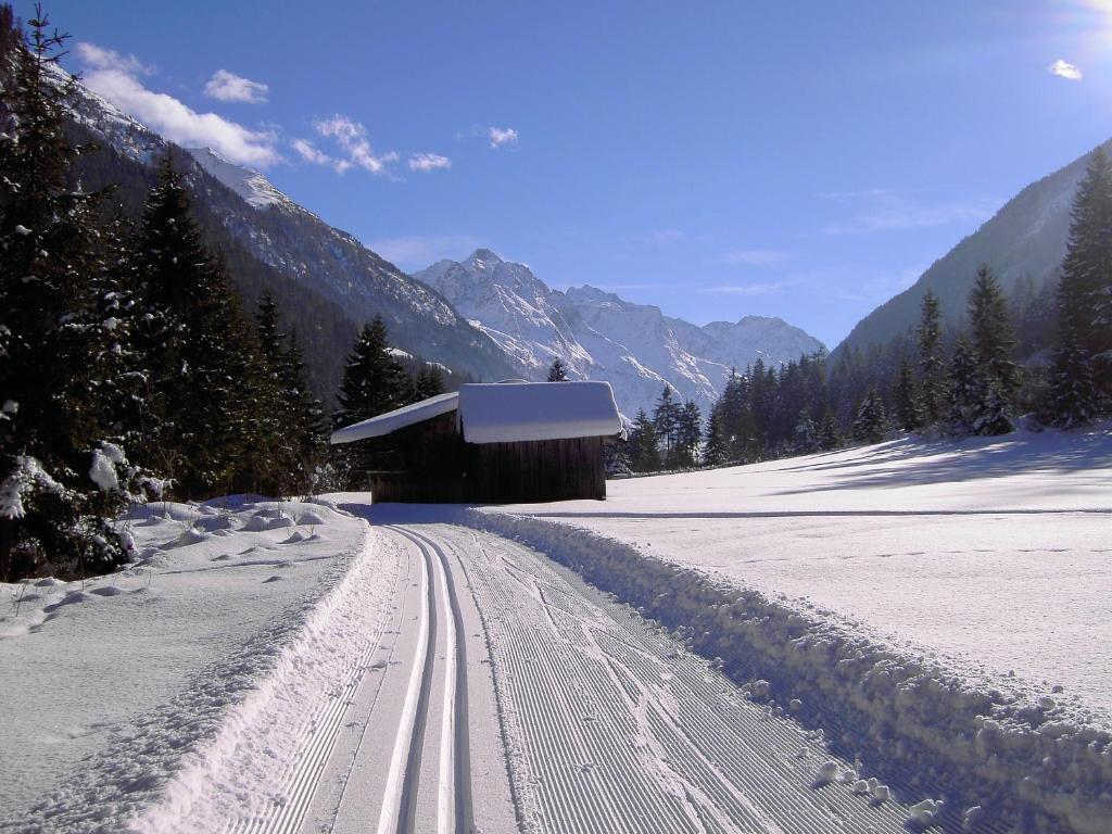 Hotel Wiese Sankt Leonhard im Pitztal Ngoại thất bức ảnh