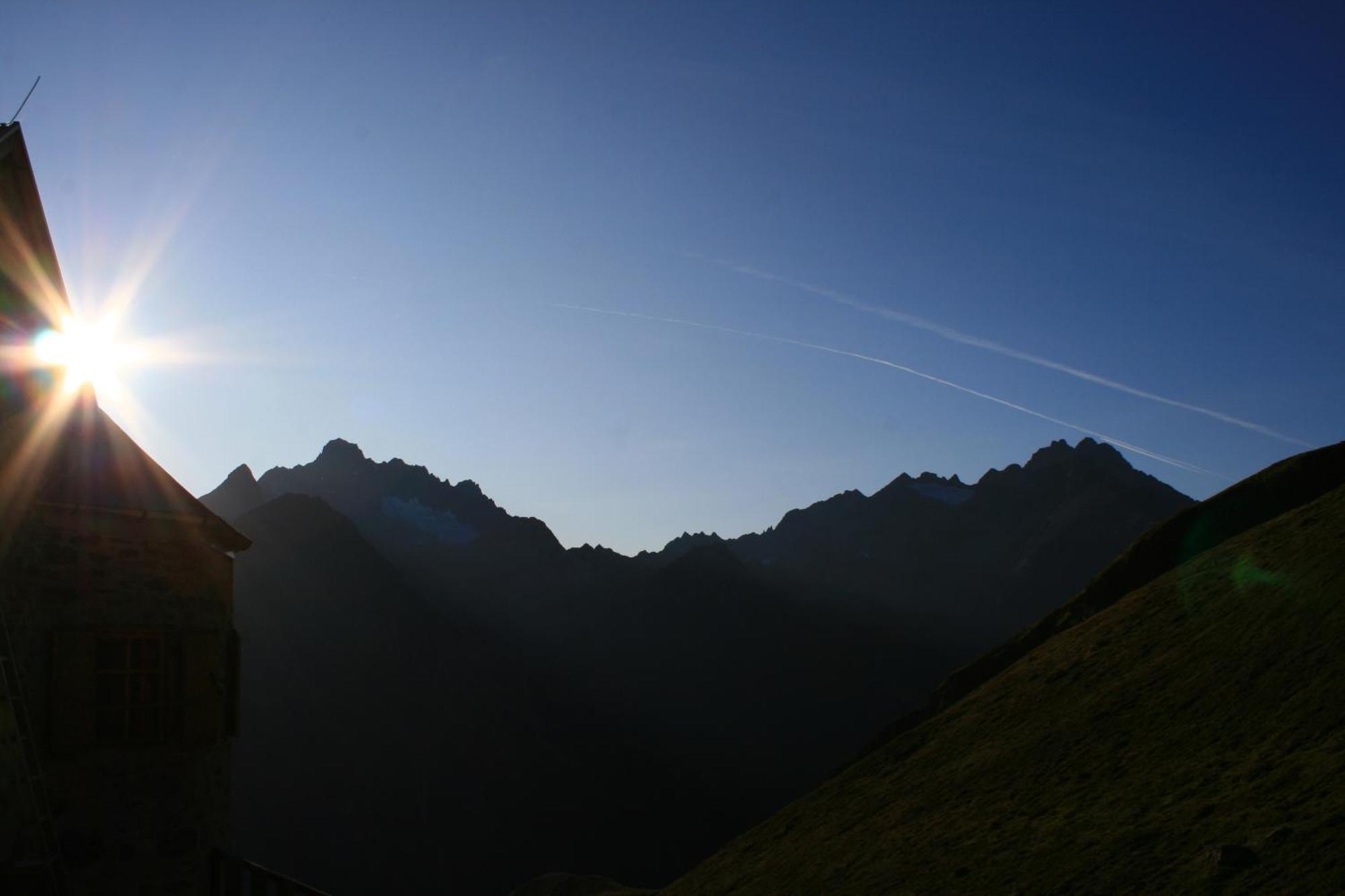 Hotel Wiese Sankt Leonhard im Pitztal Ngoại thất bức ảnh
